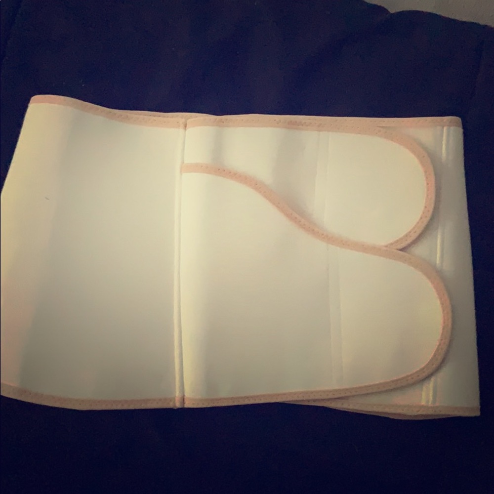 B.F.F. Belly Wrap Belly Bandit postpartum